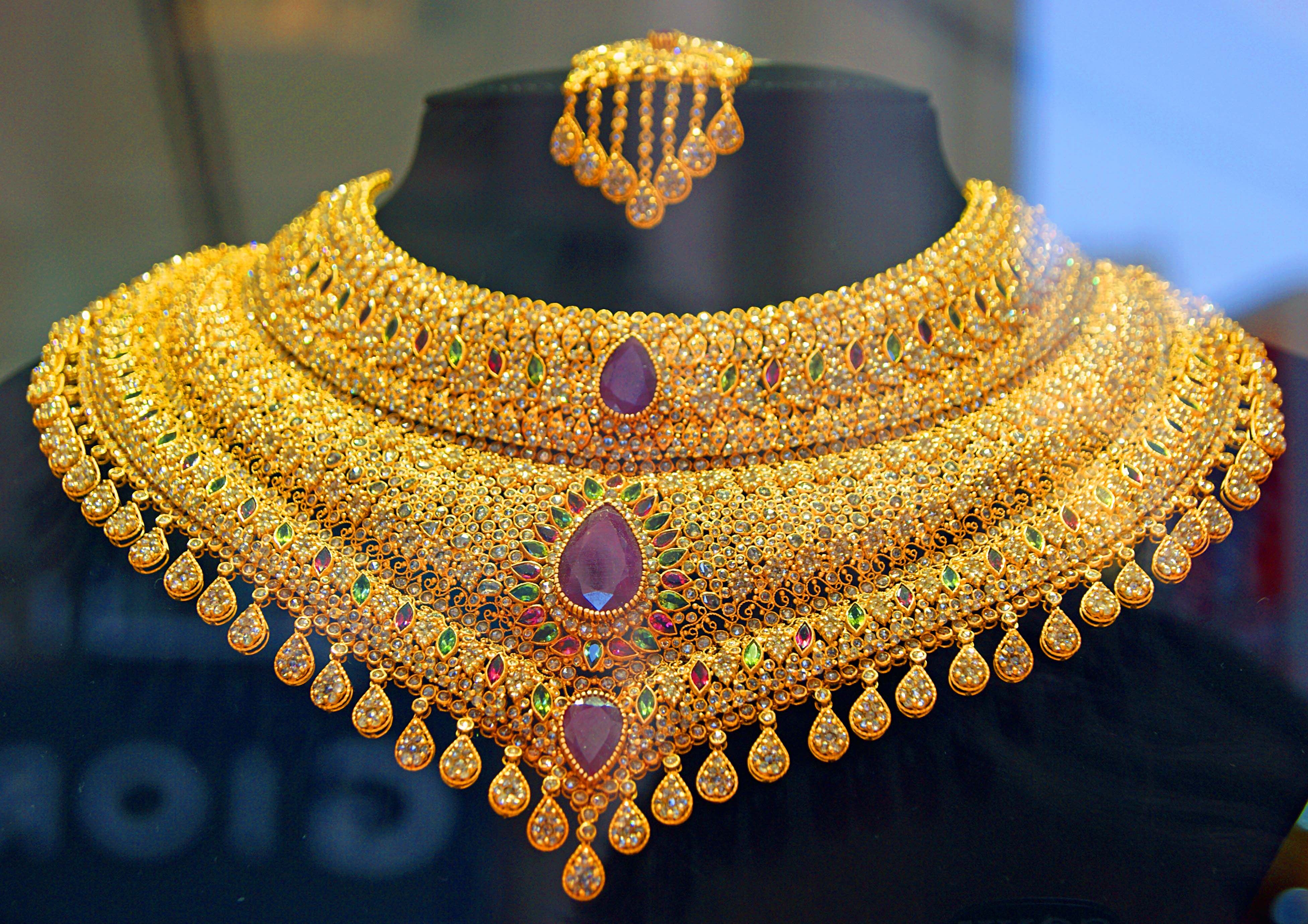 Necklace Design 12
