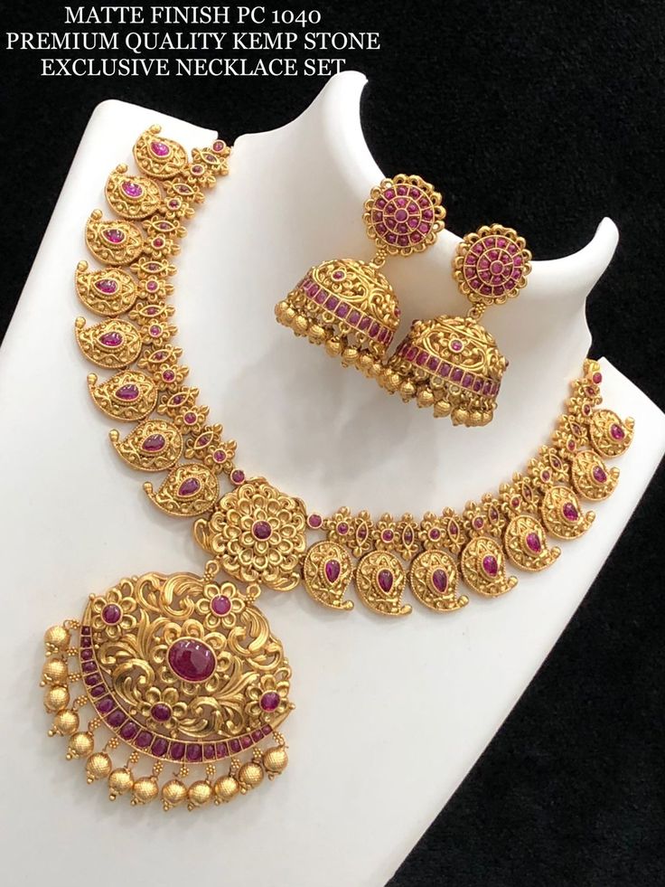 Necklace Design 25
